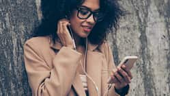 Podcasts, die glücklich machen