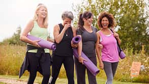 Frauen ü50 beim Sport in Gesellschaft Frauen ü50 beim Sport in Gesellschaft