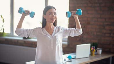 Bei der Mind-Muscle-Connection geht es um die Verbindung zwischen Gehirn und Muskeln