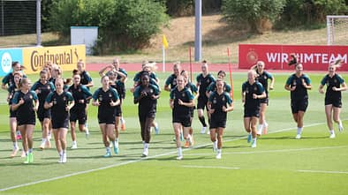 Die deutsche Frauen Nationalmannschaft beim Training