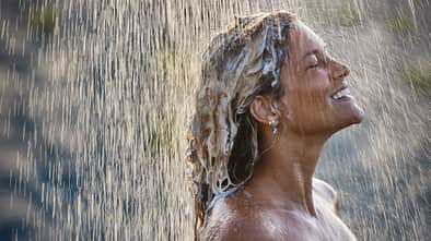 Die besten Bio-Shampoos / Frühjahr 2024 / Skynesher / Getty Images