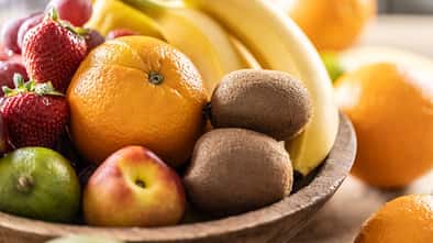 Verschiedenes Obst in einer Schale