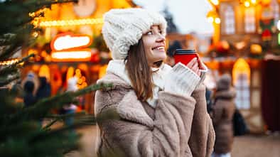 Essen auf dem Weihnachtsmarkt
