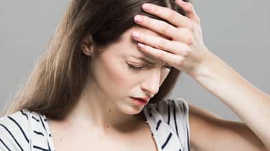 Kopfweh als Anzeichen für Eisenmangel