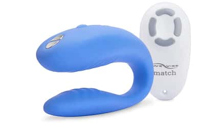 We-Vibe Match Paar-Vibrator mit exklusivem Gleitgel, Klitoris und G-Punkt Stimulator mit 10 Vibrations- und Intensitätsstufen We-Vibe Match Paar-Vibrator mit exklusivem Gleitgel, Klitoris und G-Punkt Stimulator mit 10 Vibrations- und Intensitätsstufen