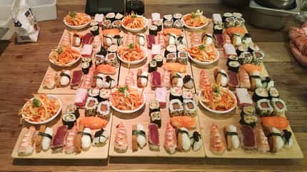 Das haben die Sushi-Kurs-Teilnehmer alles selbst gezaubert Das haben die Sushi-Kurs-Teilnehmer alles selbst gezaubert