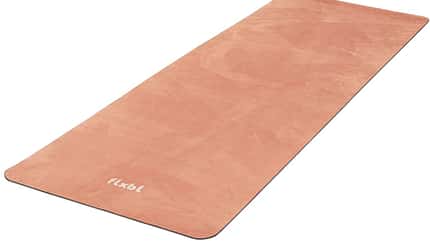 Die perfekte Yogamatte Die FLXBL Reise Yogamatte und Auflage als Freisteller
