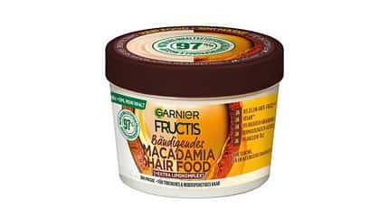 Lockenpflege / Sommer 2023 / Garnier Fructis Macadamia Hair Food Maske Lockenpflege / Sommer 2023 / Garnier Fructis Macadamia Hair Food Maske