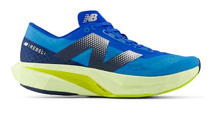 New Balance Rebel v4