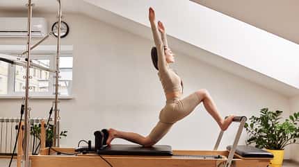 Frau macht Pilates Frau macht Pilates