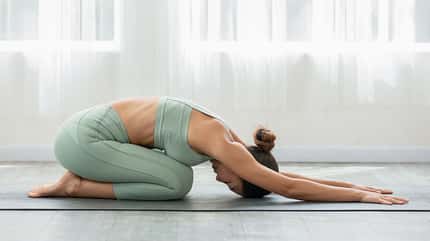 Frau macht Yoga Frau macht Yoga