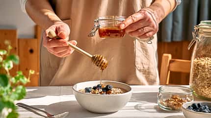 unrecognizable,lunch,hands,woman,fruit,recipe,apron,oatmeal,bowl Woman,Preparing,Healthy,Dieting,Vegan,Nutritious,Breakfast.,Female,Hand,Pouring