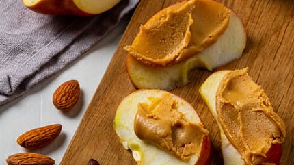 natural,fruit,peanut butter,almonds,eating,delicious,food,vegan Chopped,Apple,With,Peanut,Butter.,A,Tasty,And,Healthy,Snack.