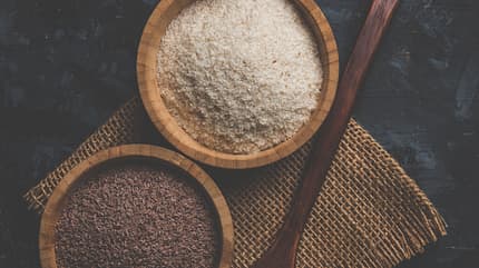 digestive,ayurveda,nutritious,husk,white,dietary,above,spoon,dir Psyllium,Husk,Or,Isabgol,Which,Is,Fiber,Derived,From,The