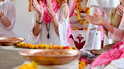 Yoga-Retreats: Die schönsten Hotels für deine Yoga-Auszeit Yoga-Retreats: Die schönsten Hotels für deine Yoga-Auszeit