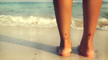 Leisure,In,Summer,-,Rear,Of,Beautiful,Women,Tan,Relax