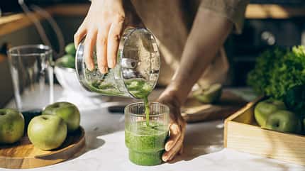 So hilft basische Ernährung gegen Übersäuerung So hilft basische Ernährung gegen Übersäuerung