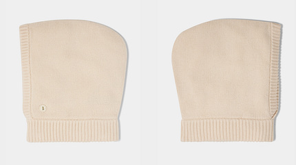 BOGNER Sport: Schalmütze Berny in Creme,  250  €.