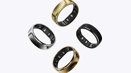 Den RingConn Gen 2 gibt es in den Farben Königsgold, Zukunftssilber, Matt-Schwarz und Roségold. Den RingConn Gen 2 gibt es in den Farben Königsgold, Zukunftssilber, Matt-Schwarz und Roségold.
