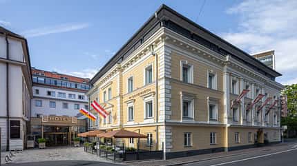 Architektur,Aussenaufnahme,Carinthia,Der Sandwirth,Firma,Klagenfurt,architecture,business,holiday,hospitality,hotel,on_location,street,tinefoto,vacation,work,working Hotel Sandwirth in Klagenfurt