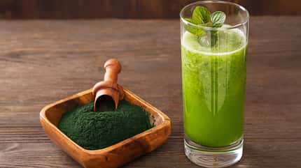 Greens-Drinks sind super gesund und schnell zuzubereiten Greens-Drinks sind super gesund und schnell zuzubereiten