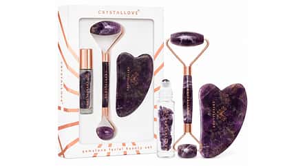 Set aus Amethyst-Roller und Gua Sha-Stein Set aus Amethyst-Roller und Gua Sha-Stein