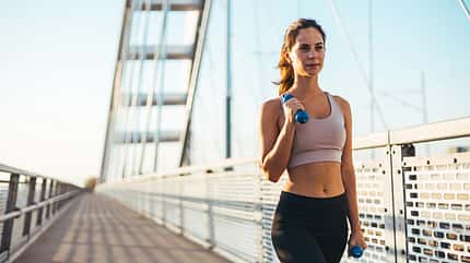Joggen vs. zügiges Gehen Joggen vs. zügiges Gehen