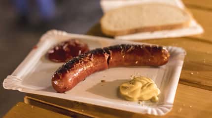 Bratwurst? Nein danke. Greifen Sie lieber zum Burgunderschinken Bratwurst? Nein danke. Greifen Sie lieber zum Burgunderschinken