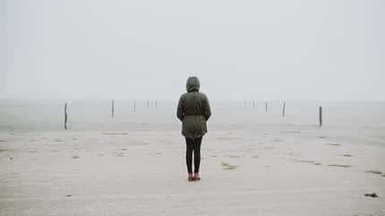 Frau alleine im Nebel Frau alleine im Nebel