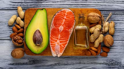 Vor allem Nüsse enthalten viele Omega-3-Fettsäuren