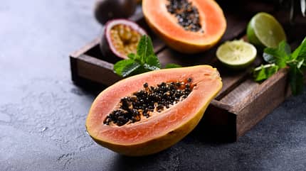 Papaya und Maracujakerne sind gesund Papaya und Maracujakerne sind gesund