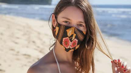 Halte dich auch im Urlaub an die Abstand- und Hygiene-Regeln, um eine Infektion mit Coronaviren zu vermeiden