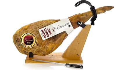 Für Geniesser und Fleischlieber: EIn Serrano-Schinken am Stück Für Geniesser und Fleischlieber: EIn Serrano-Schinken am Stück