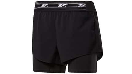Funktionsshorts mit Innenhose von Reebok, um 45 €