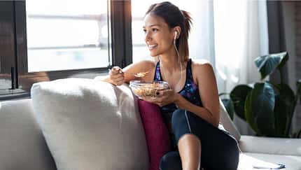 Darum solltest du nach dem Sport unbedingt ein Müsli essen