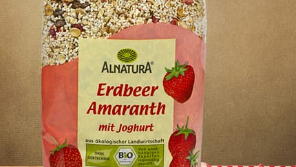 Erdbeer-Amaranth-Müsli mit Joghurt von Alnatura