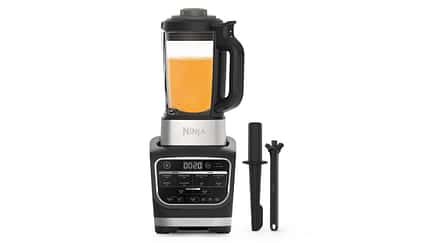 Der Ninja Foodi Mixer & Suppenkocher kocht Suppen innerhalb vn 30 Minuten