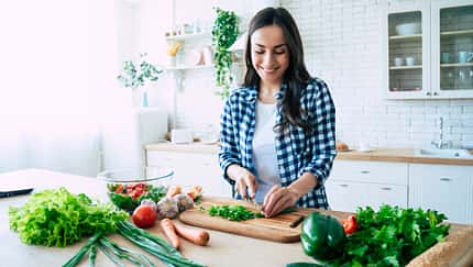 7 Tipps, wie du beim Kochen easy Kalorien sparst