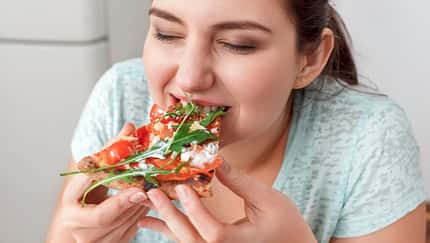 Du fühlst dich nach dem Essen nie satt ? 7 Tipps, die dir helfen!
