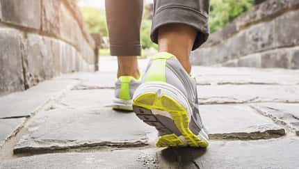 Ein Verdauungsspaziergang hat viele gesundheitliche Benefits