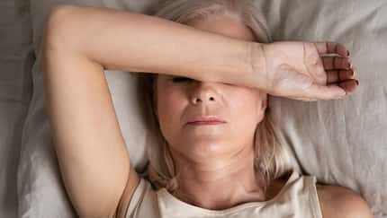 Ein häufiges Symptom der Wechseljahre ist Schlaflosigkeit