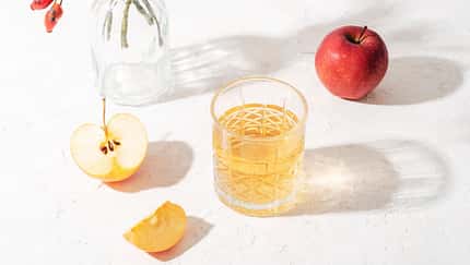 Stoffwechsel-Boost: 6 Gründe, warum du täglich Apfelessig trinken solltest