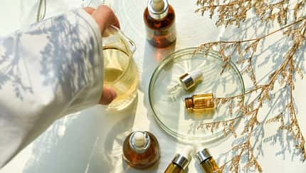 So stellst du selbst Naturkosmetik her