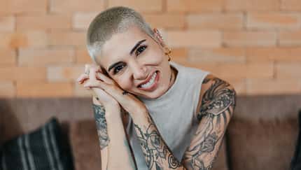 Buzz Cut für Frauen