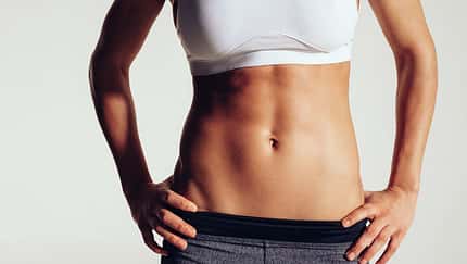 Flacher Bauch