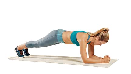 Trainingsplan flacher Bauch: Unterarmstütz