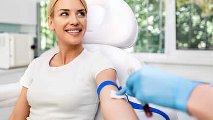 Blutwerte bei Frauen prüfen