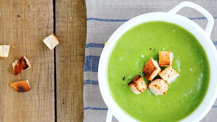 Vegane Brokkoli-Kokos-Suppe Vegane Brokkoli-Kokos-Suppe