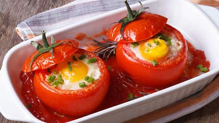 Gefüllte Tomaten mit Ei