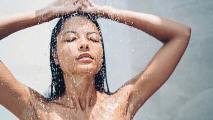 Morgens kalt duschen für eine frische Haut Morgens kalt duschen für eine frische Haut